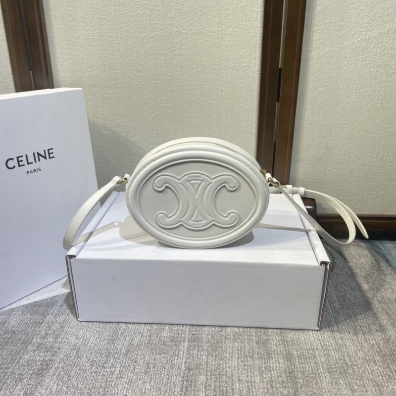 Ce1i*e triomphe bags